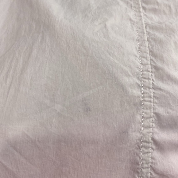 Lululemon Lightweight Hooded Packable Jacket Size Medium/ P2P 20 inches - Picture 13 of 13